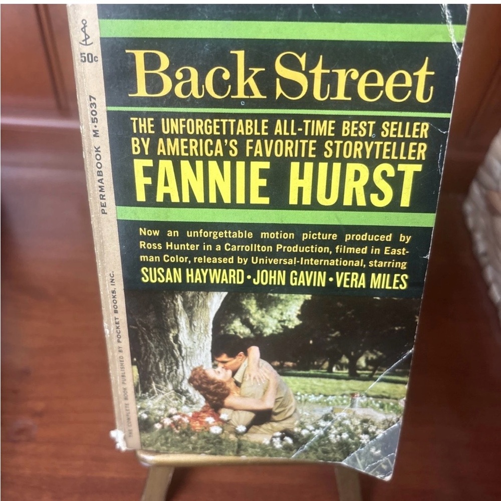 Back Street by Fannie Hurst - Classic Paperback in Black and Yellow
